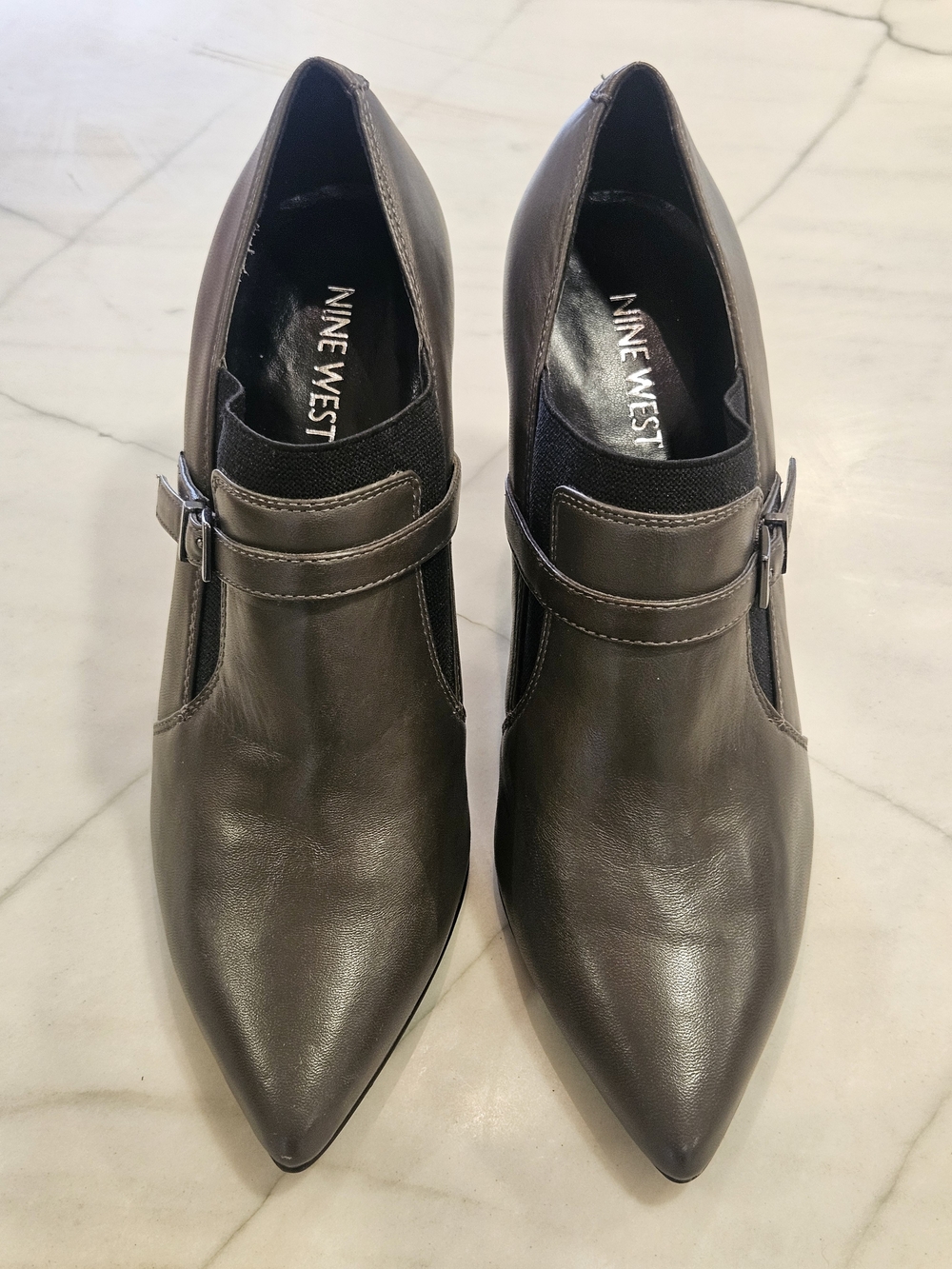 Nine West Gray Leather Pointed Toe Ankle Booties Heels Size 7M Jaceyo